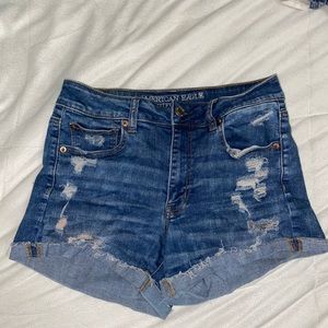 AMERICAN EAGLE HI RISE SHORTIE SHORTS